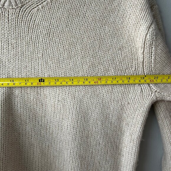 Vince Wool Cashmere V-Neck Sweater Beige Women’s Size S Cozy Elegant - Picture 10 of 11